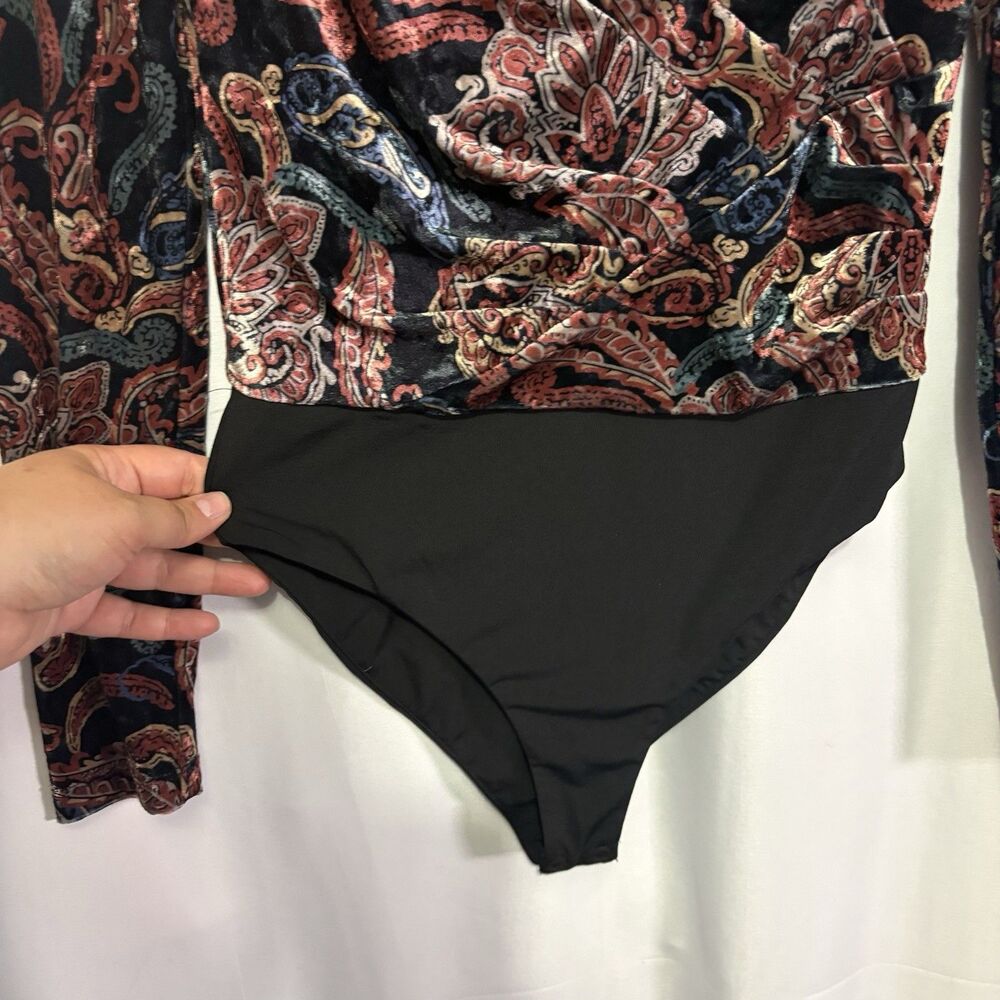 House Of Harlow X Revolve Olivia Bodysuit Velvet Noir Paisley Small Boho Glam - Picture 7 of 12
